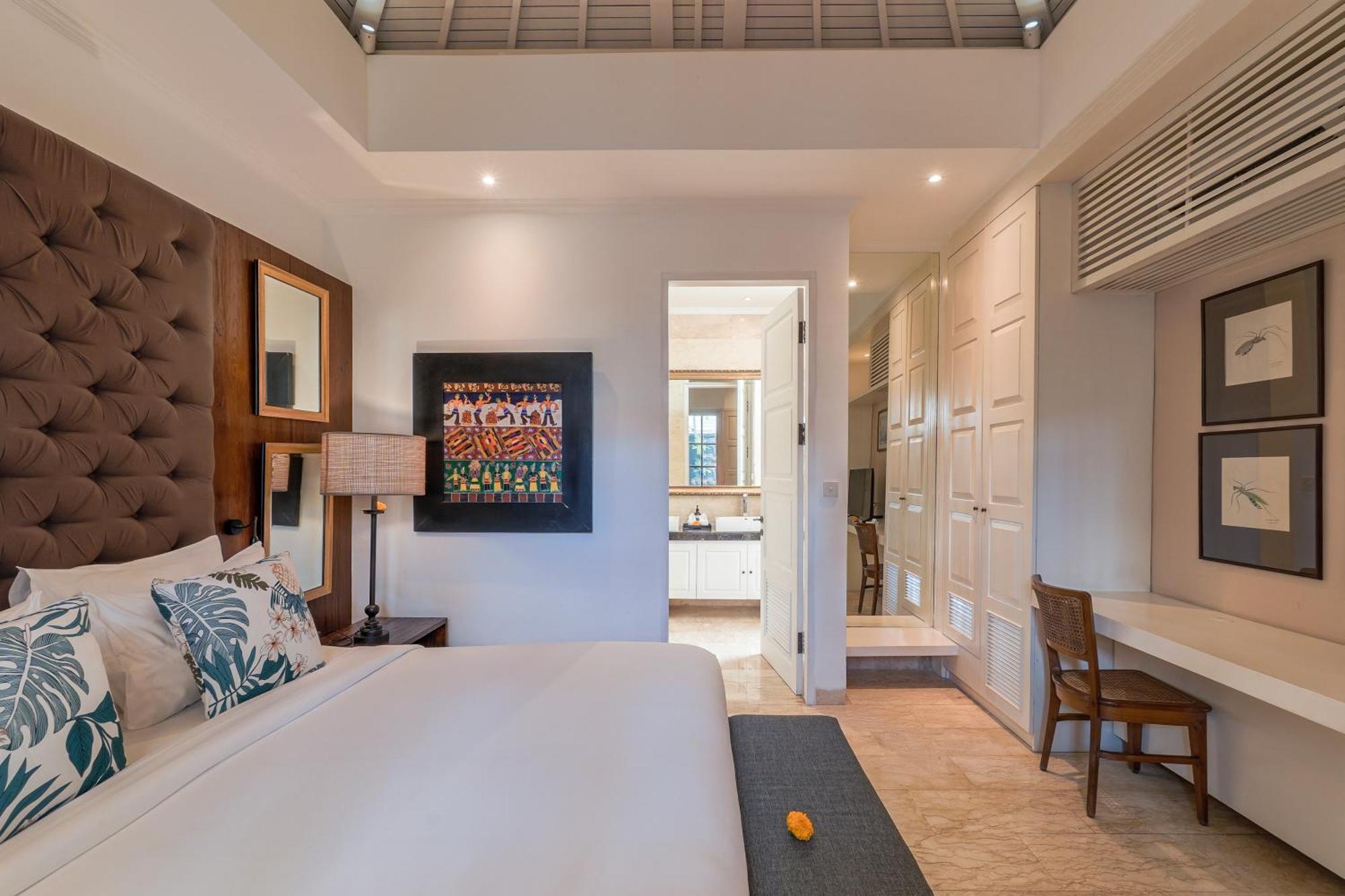 Mosan House - Unique Art-Filled Gem In Perfect Location A Short Walk From The Beach Or Seminyak Square Including Ac Office For Remote Working Exterior foto